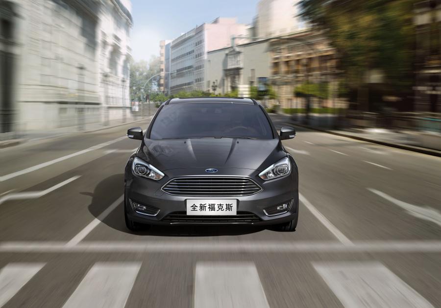 Ford Focus Sedan (CN) '2015